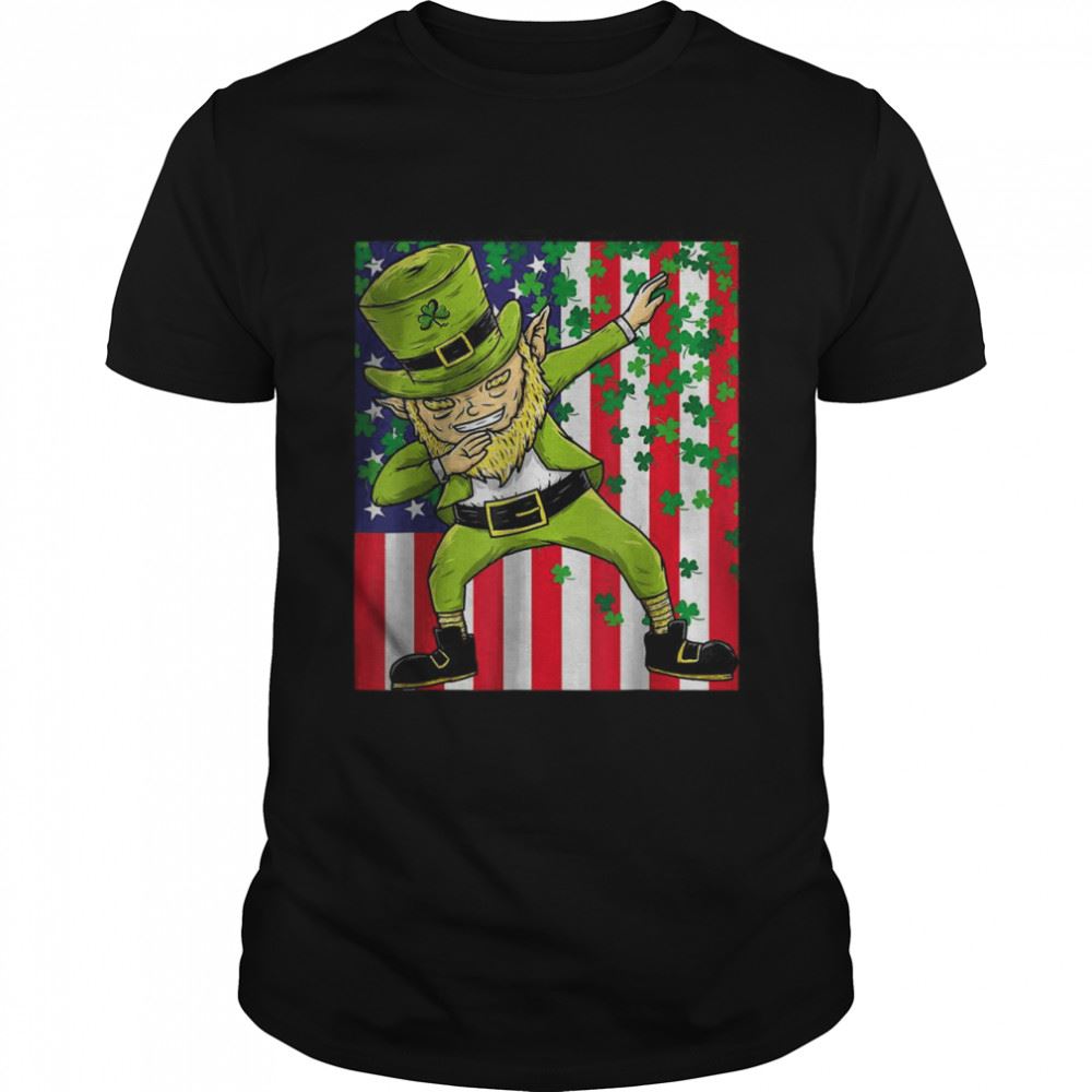 Limited Editon American Flag Dabbing Leprechaun _ St Patricks Day T-shirt 