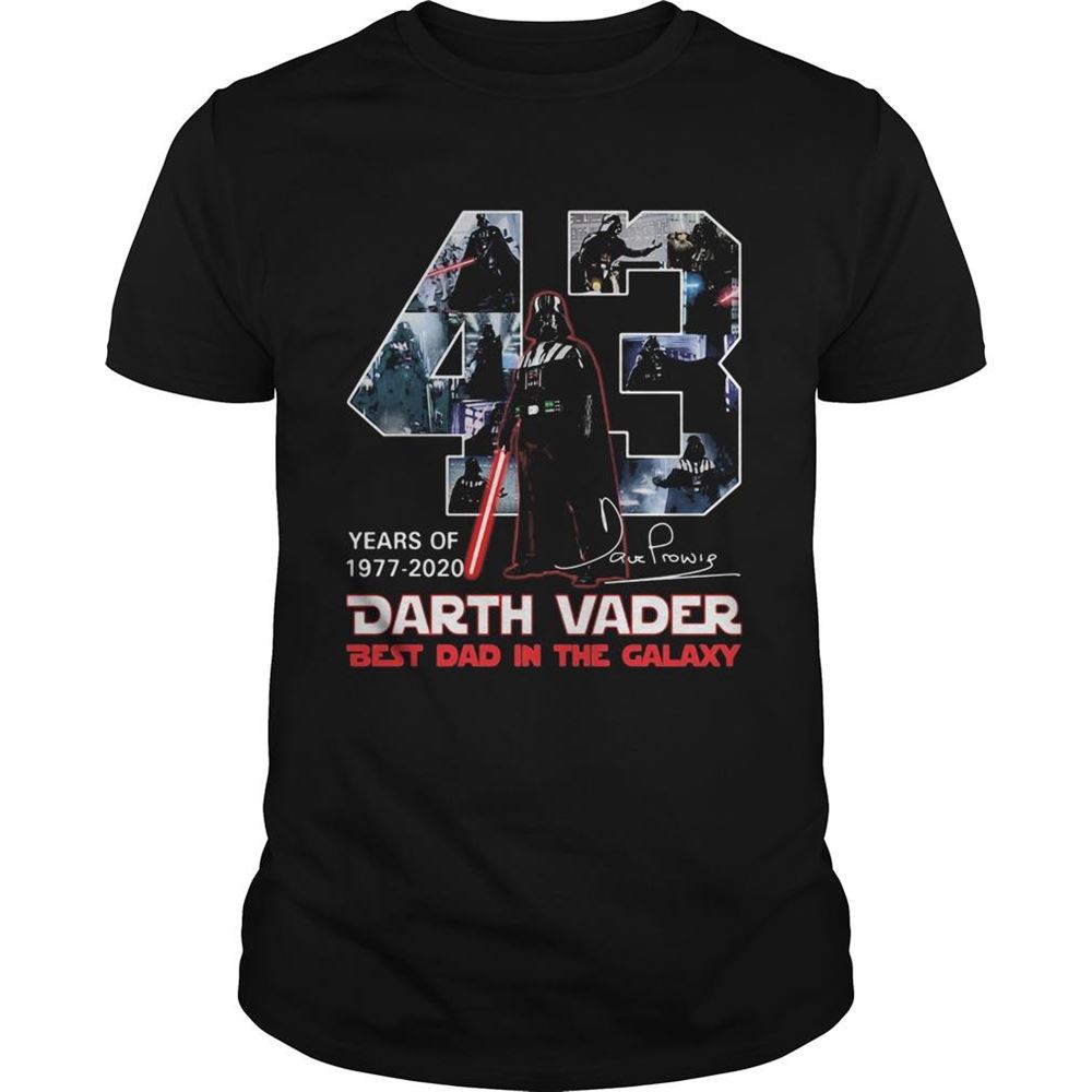 Great 43 Years Of 1977 2020 Darth Vader Best Dad In The Galaxy Signature Shirt 