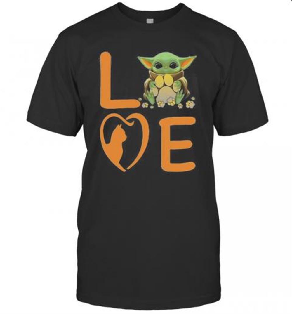 High Quality Baby Yoda Hug Paw Cat Love T-shirt 