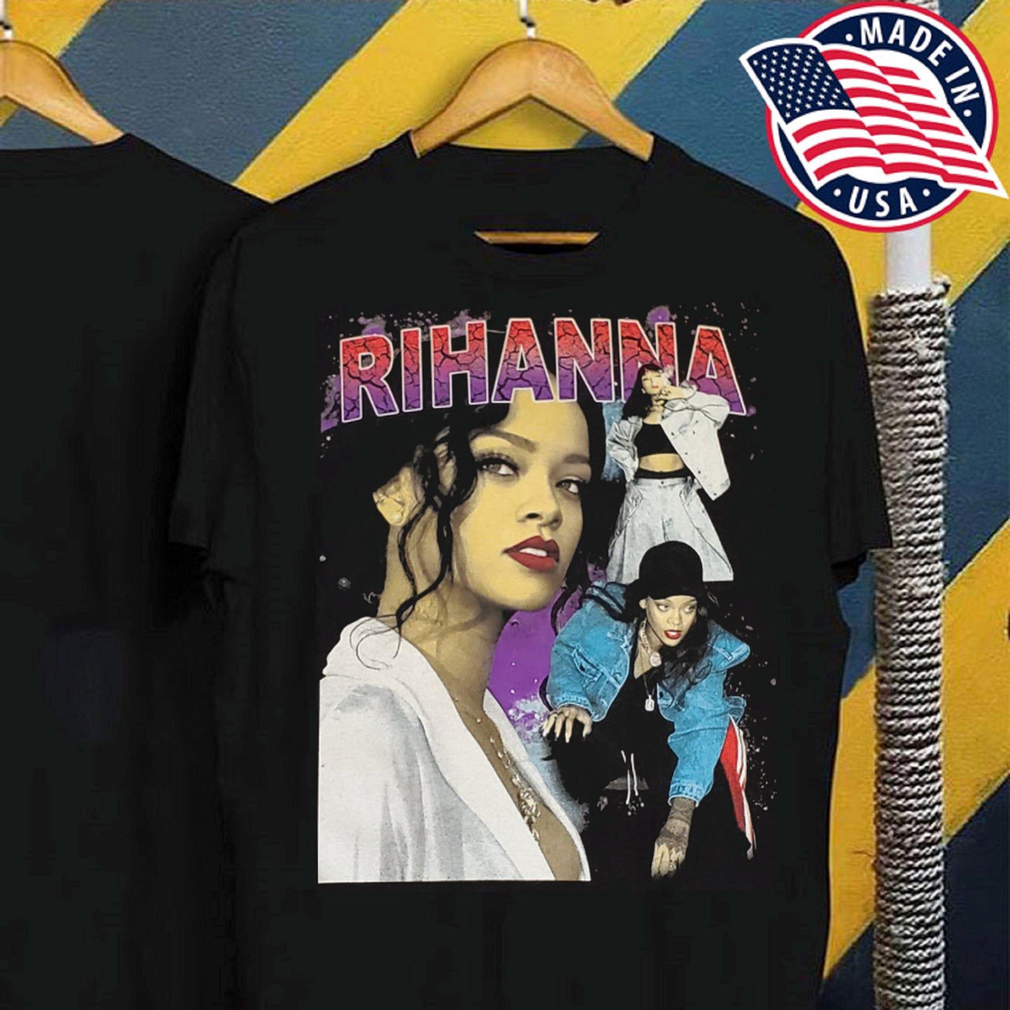 Interesting Rihanna T-shirtdesign Printed Art Shirt Gift For Men Women Mother Father Day Unisex T Shirt 