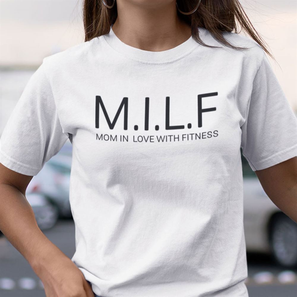 Amazing Milf Mom In Love With Fitness Shirt 