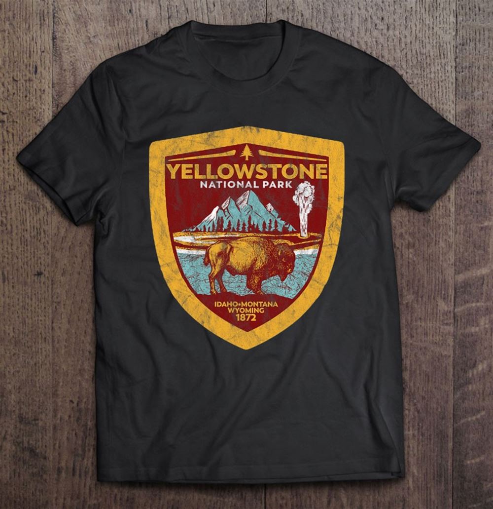 High Quality Vintage Yellowstone National Park Retro Badge 