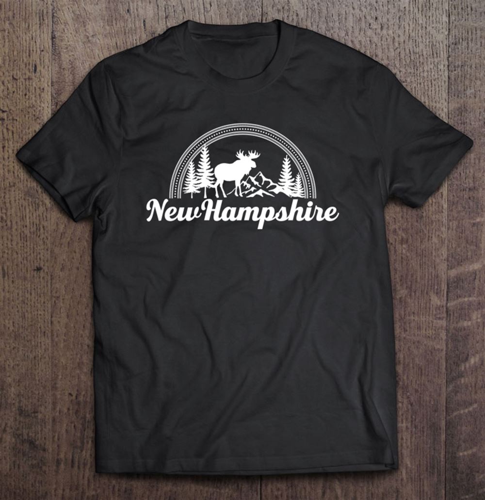 Special Retro Style Moose And Mountains New Hampshire Pullover 